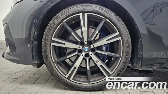 BMW 5-Series 5 серия (G60) 530i xDrive M Sport — Фото автомобиля 5