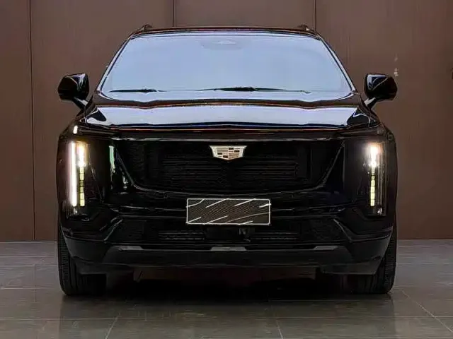 Cadillac XT5 — Фото автомобиля 2