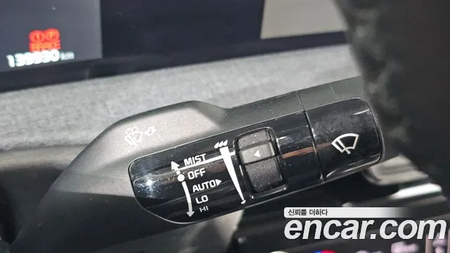Kia EV6 — Фото автомобиля 24