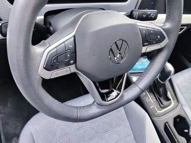 Volkswagen Lavida — Фото автомобиля 2