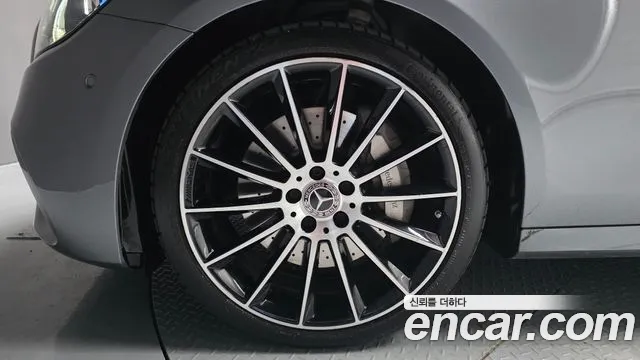 Mercedes-Benz E-Class W213 — Фото автомобиля 5