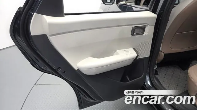 Kia Seltos Seltos 2 поколение Бензин 1.6T 2WD — Фото автомобиля 23