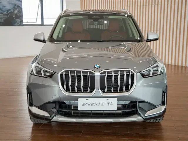 BMW X1 — Фото автомобиля 3