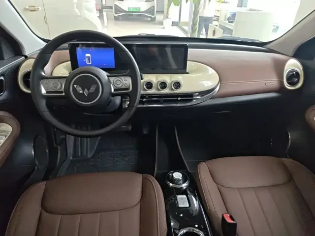 Wuling Bingo — Фото автомобиля 9
