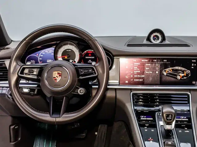 Porsche Panamera — Фото автомобиля 17