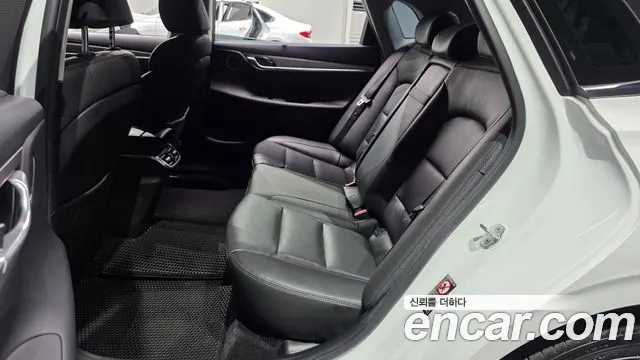 Hyundai Grandeur Новый Grandeur IG — Фото автомобиля 9