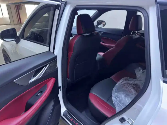 Changan CS35 Plus — Фото автомобиля 10