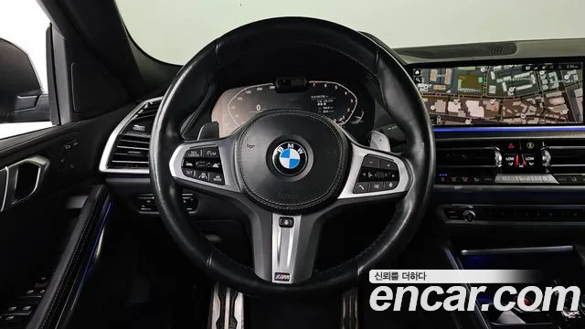 BMW X6 xDrive40i M Sport — Фото автомобиля 13