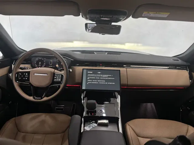 Land Rover Range Rover Sport — Фото автомобиля 15