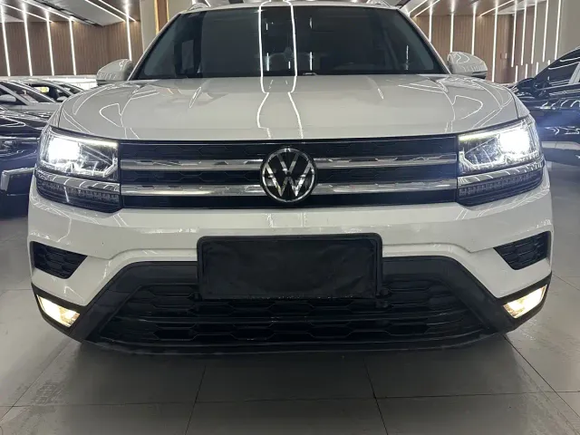 Volkswagen Tharu — Фото автомобиля 2