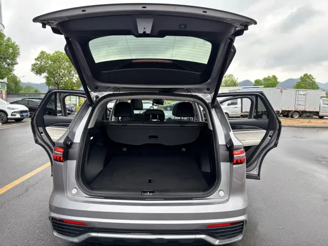 Geely Xingyue L — Фото автомобиля 16