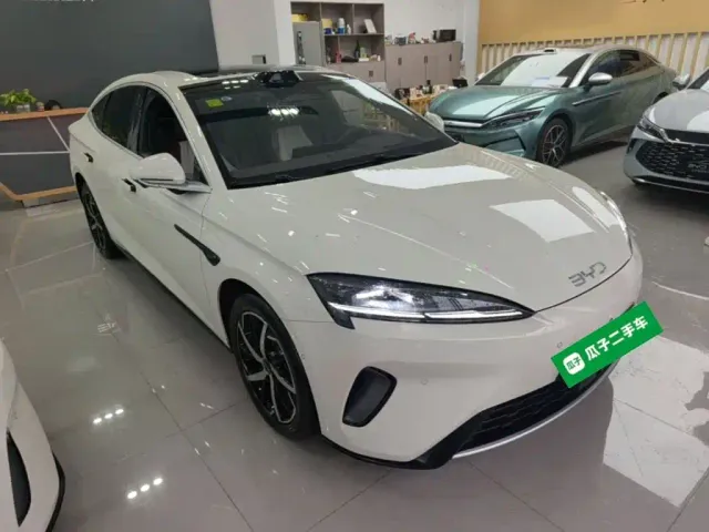BYD Seal 07 DM-i — Фото автомобиля 3