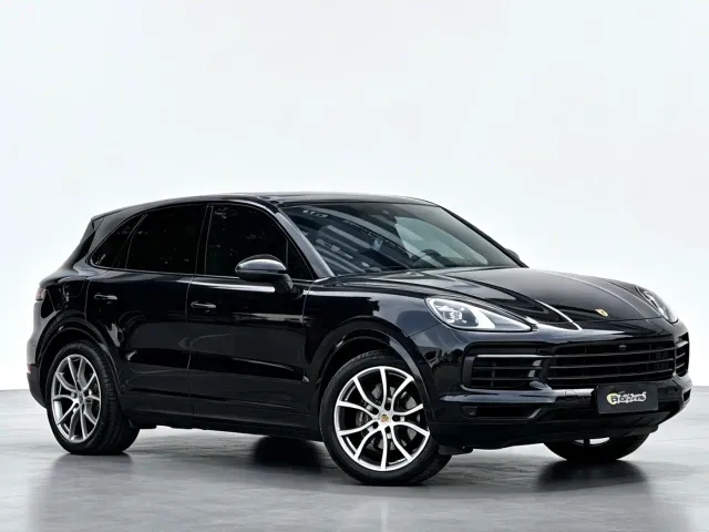 Porsche Cayenne — Фото автомобиля 3