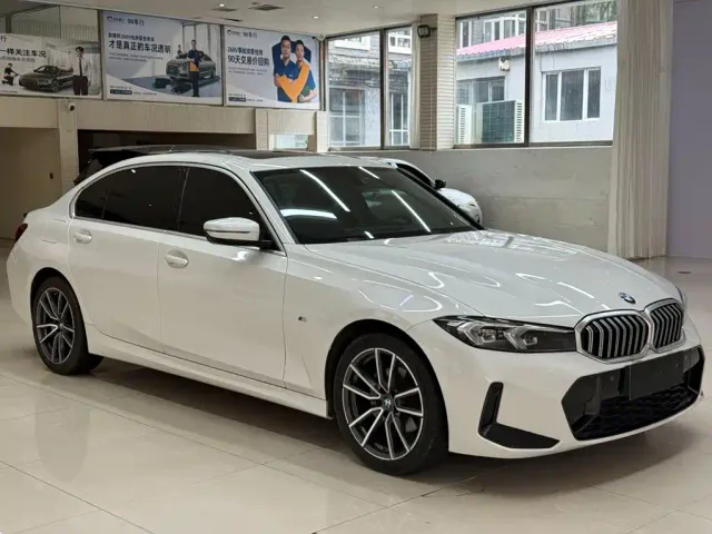 BMW 3 Series — Фото автомобиля 3