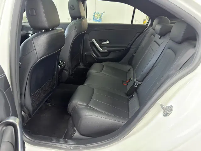 Mercedes-Benz A-Class — Фото автомобиля 9