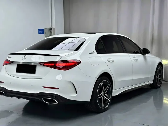 Mercedes-Benz C-Class — Фото автомобиля 8