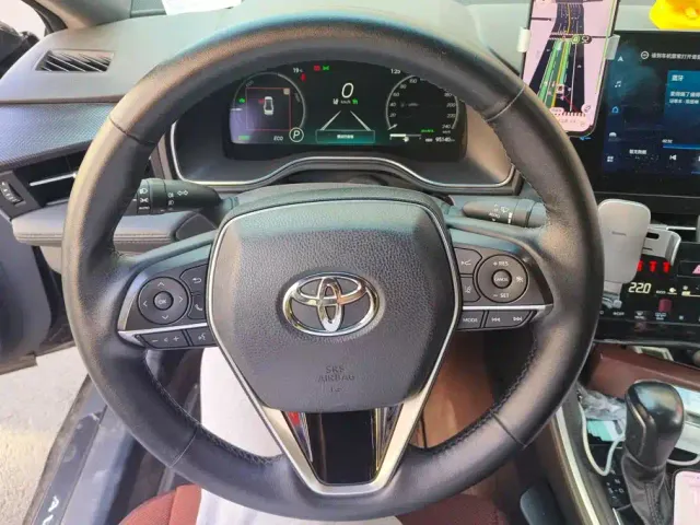 Toyota Avalon — Фото автомобиля 15