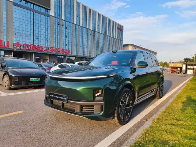 Фотография автомобиля — Li Auto L9