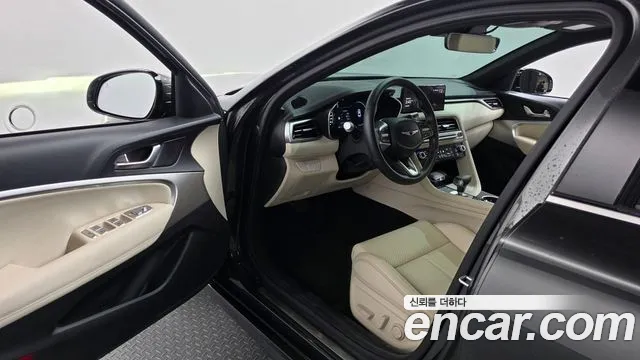 Genesis G70 — Фото автомобиля 10
