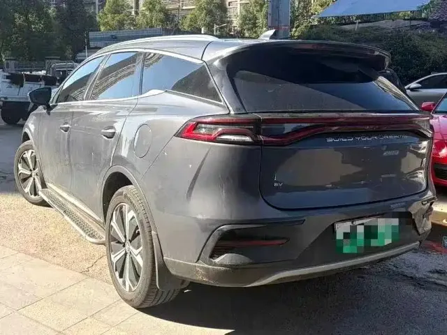 BYD Tang — Фото автомобиля 6