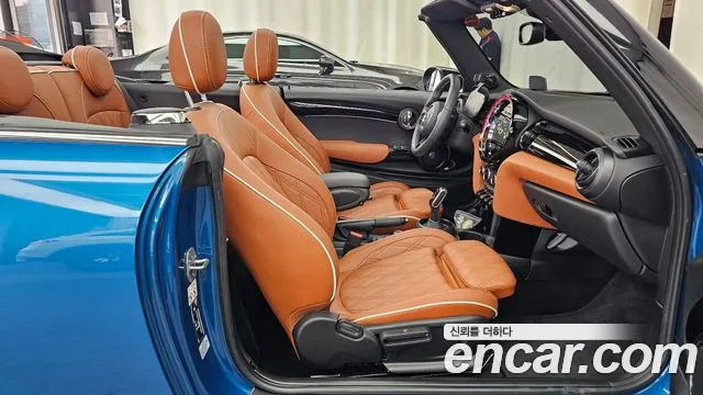 MINI Cooper Convertible — Фото автомобиля 11