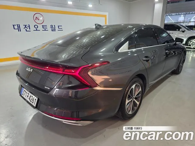 Kia K8 Hybrid — Фото автомобиля 4