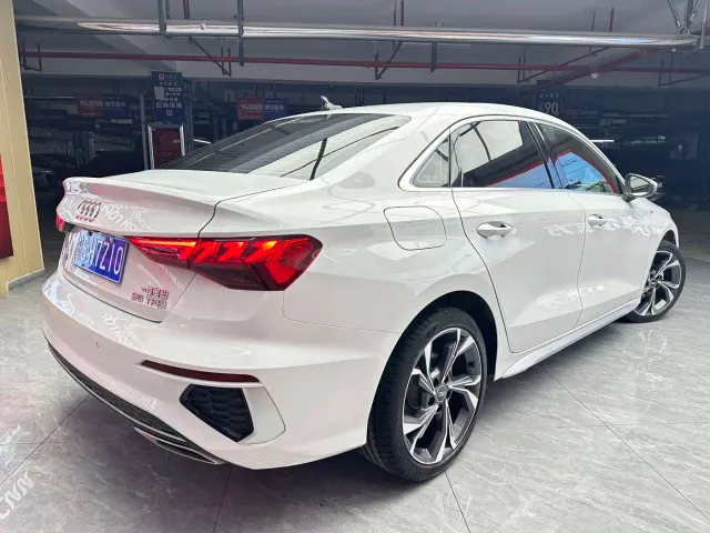 Audi A3 — Фото автомобиля 5