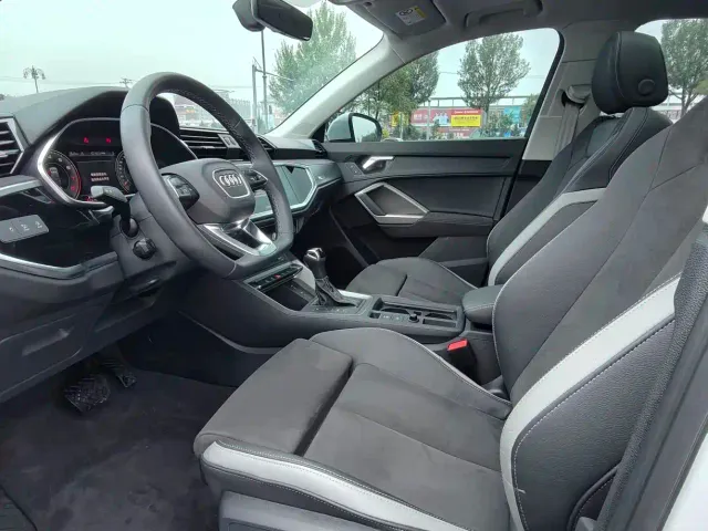 Audi Q3 — Фото автомобиля 7