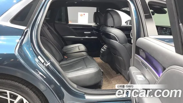 Genesis G90 Бензин 3.5 турбо AWD — Фото автомобиля 11