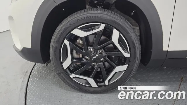 Kia Seltos — Фото автомобиля 5