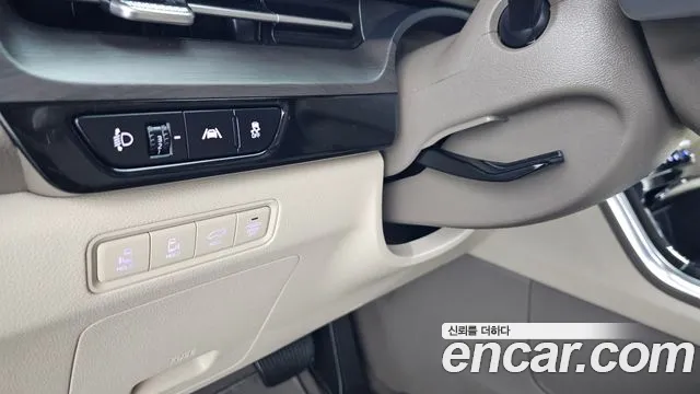 Kia Carnival Generation 4 — Фото автомобиля 26