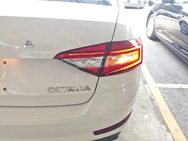 Skoda Octavia — Фото автомобиля 7