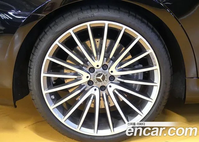 Mercedes-Benz S-Class — Фото автомобиля 5