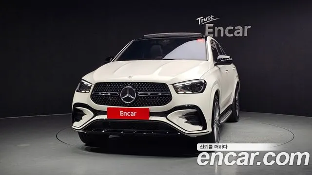 Mercedes-Benz GLE-Class — Фото автомобиля 3
