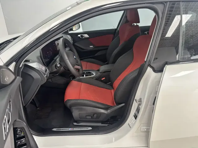 BMW BMW 2 Series 2025 225L M Sport Package — Фото автомобиля 12
