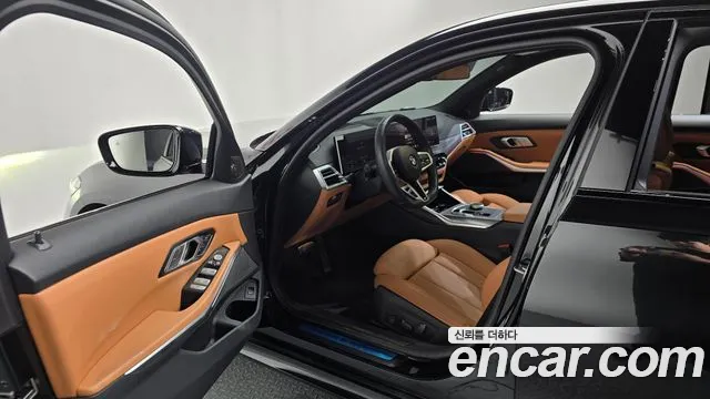 BMW 3-Series 3 серия (G20) 320i M Sport — Фото автомобиля 9