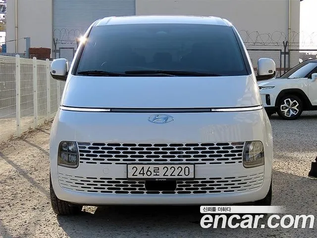 Hyundai Staria — Фото автомобиля 3