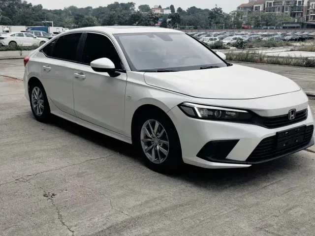 Honda Civic — Фото автомобиля 2