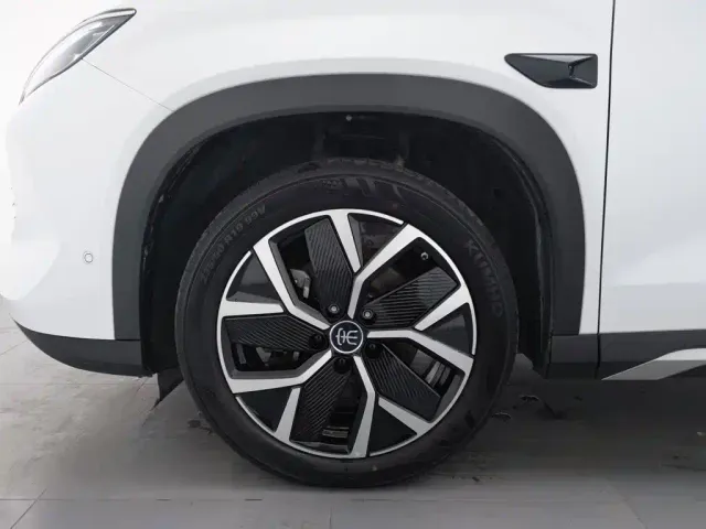 BYD Song L DM-i — Фото автомобиля 17