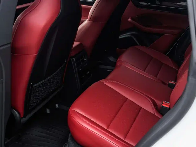 Porsche Macan EV — Фото автомобиля 6