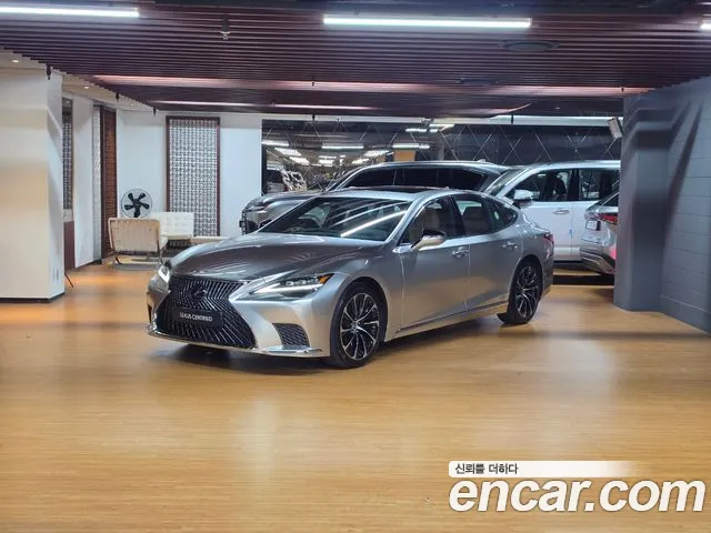 Фотография автомобиля — Lexus LS LS500h 5th Gen