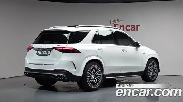 Mercedes-Benz GLE-Class — Фото автомобиля 2