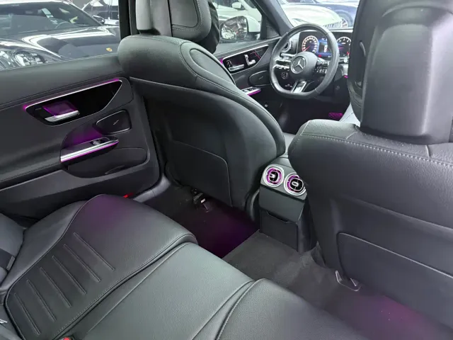 Mercedes-Benz C-Class — Фото автомобиля 16