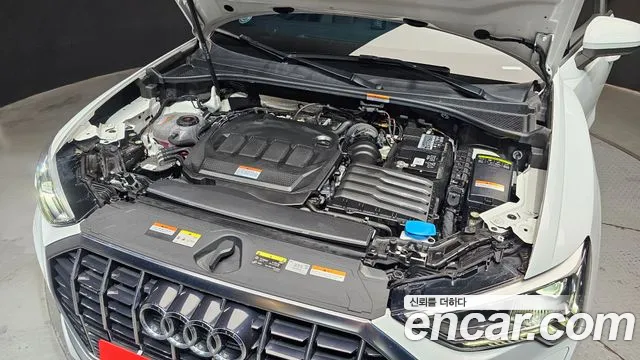 Audi Q3 35 TDI quattro Premium — Фото автомобиля 6