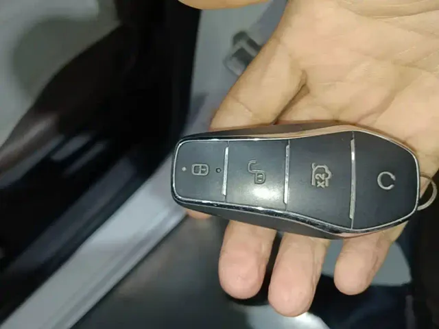 BYD Qin PLUS — Фото автомобиля 8