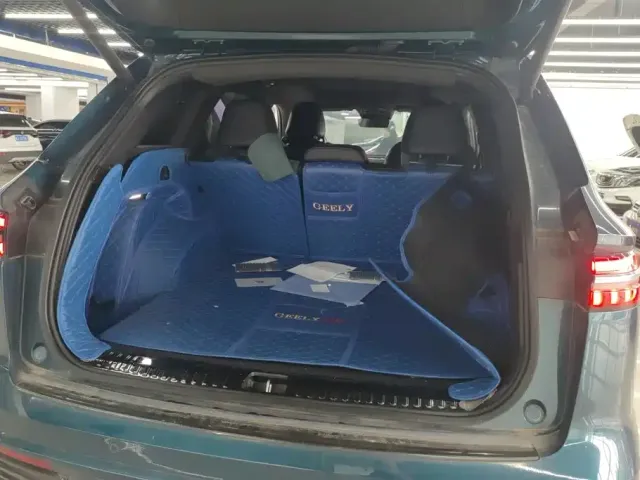 Geely Xingyue L 2024 Model 2.0TD High-Power Automatic 2WD Skyline Edition — Фото автомобиля 4