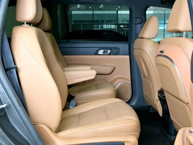 Li Auto Li ONE 2021 Extended Range 6-Seater — Фото автомобиля 13