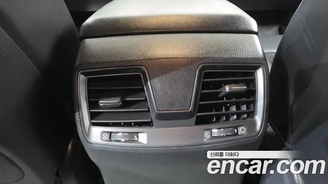 KG_Mobility_Ssangyong Rexton Новый Rexton Sport Khan Дизель 2.2 2WD — Фото автомобиля 27
