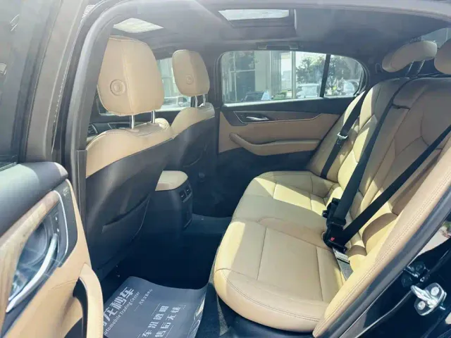 Cadillac CT5 — Фото автомобиля 12