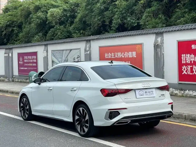 Audi A3 — Фото автомобиля 5